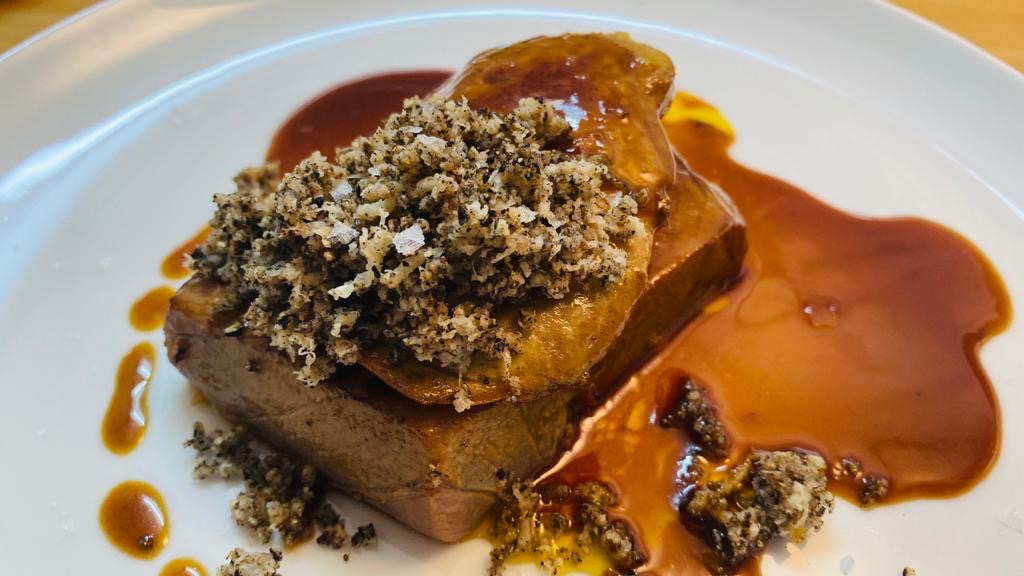 Tataki de atún con Foie gras